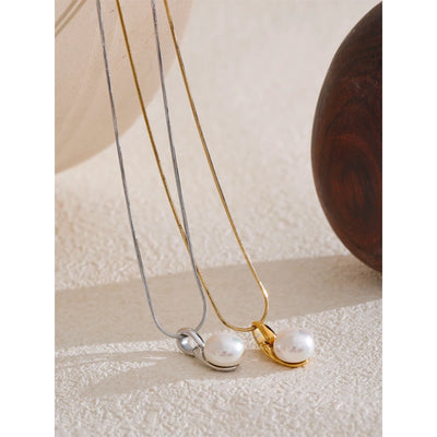 Blanche Necklace