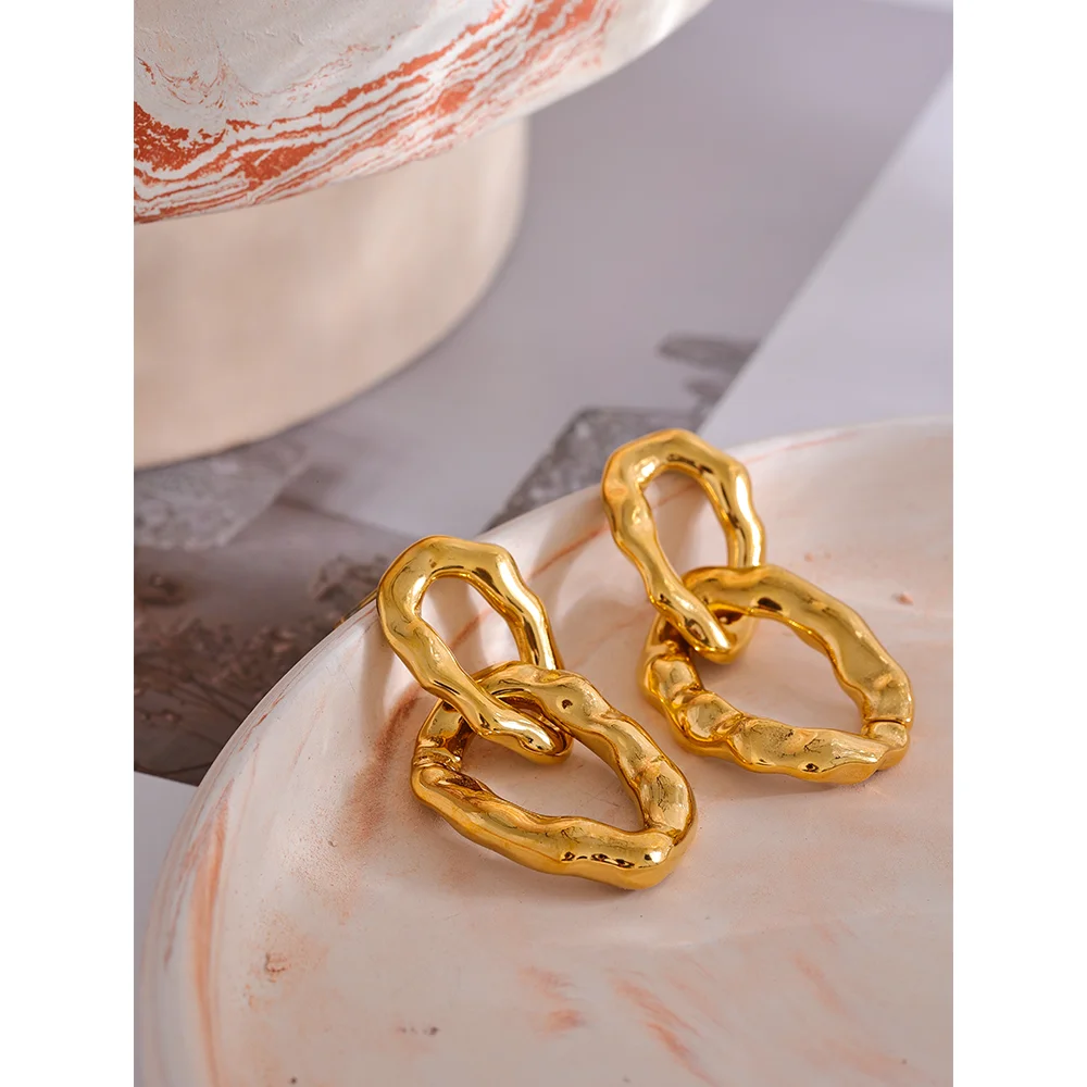 KEYON EARRINGS