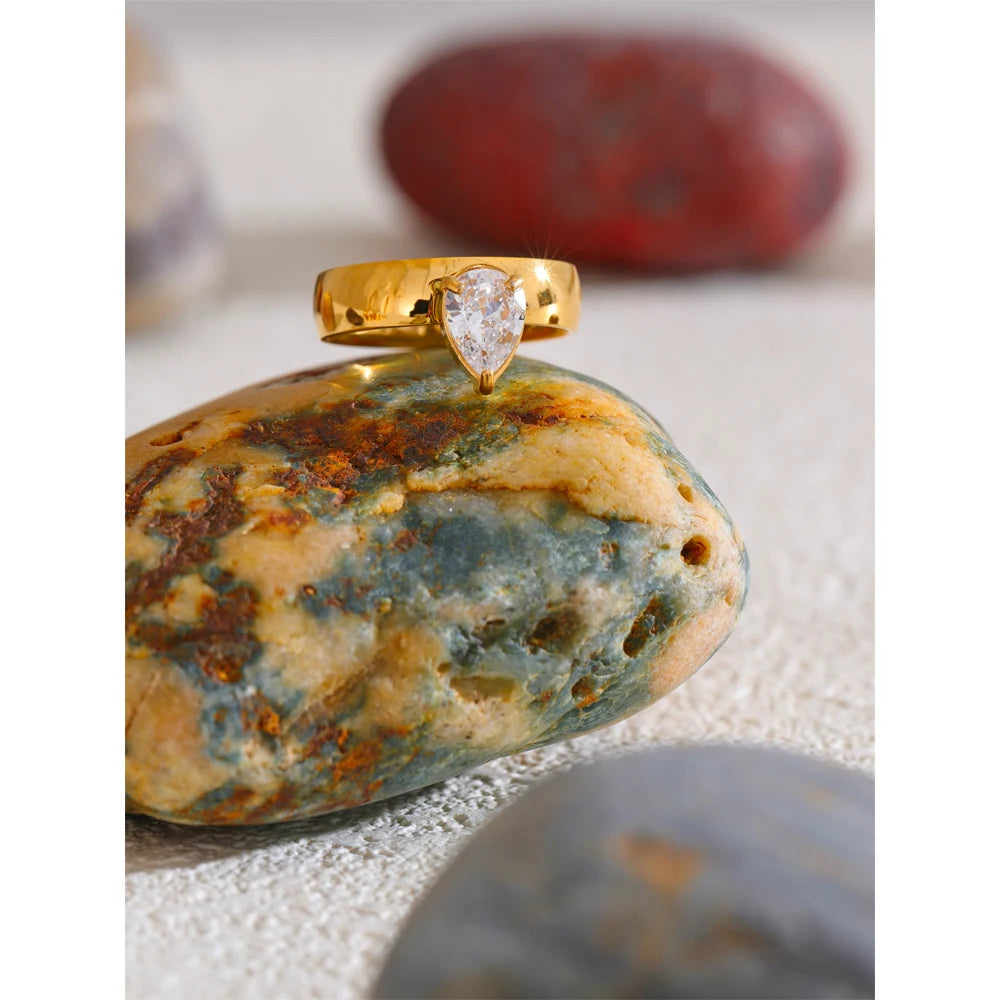 Crystal Ring