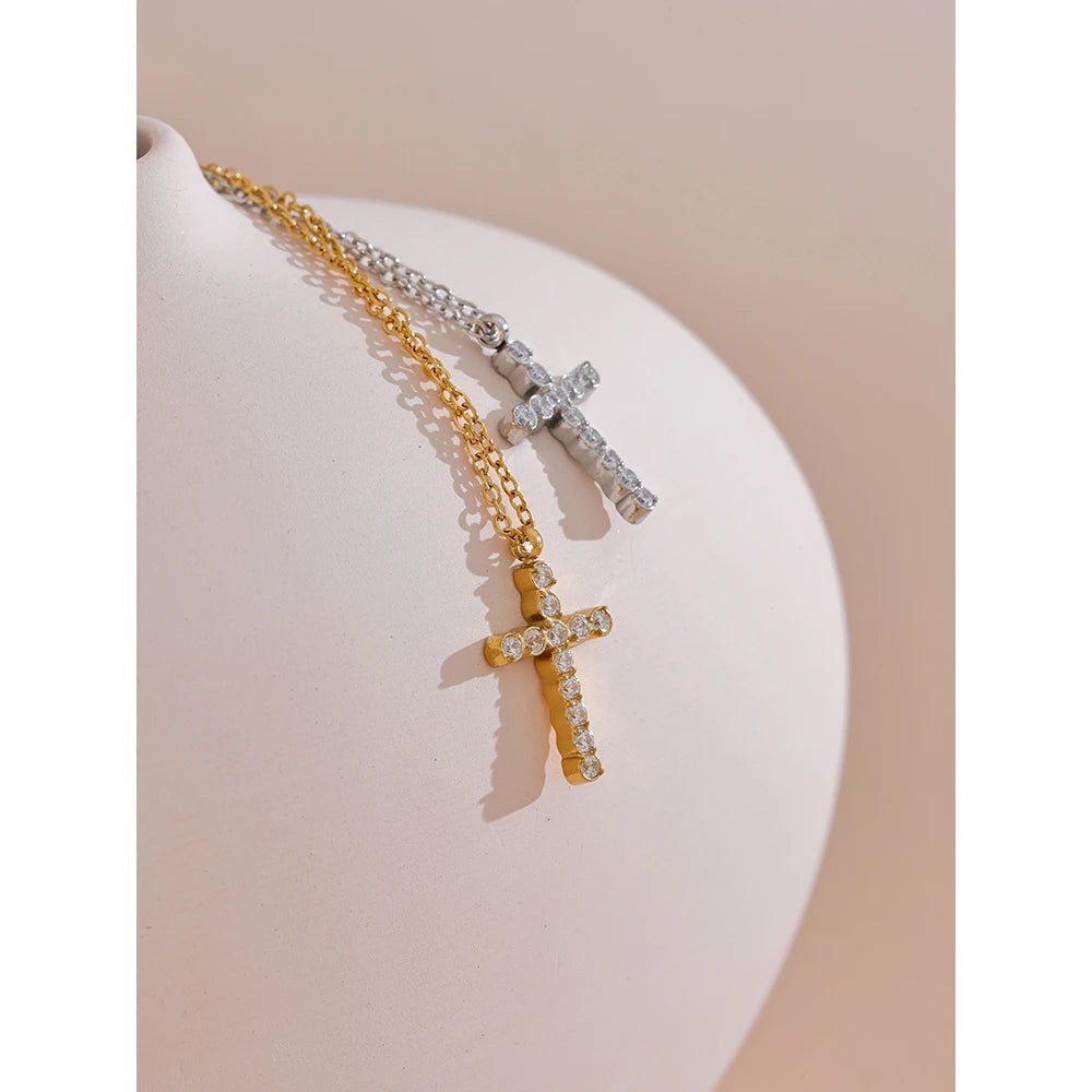 CRESSIDA NECKLACE